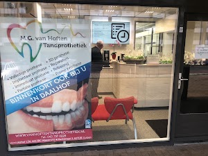 Van Hoften Tandprothetiek plaats foto